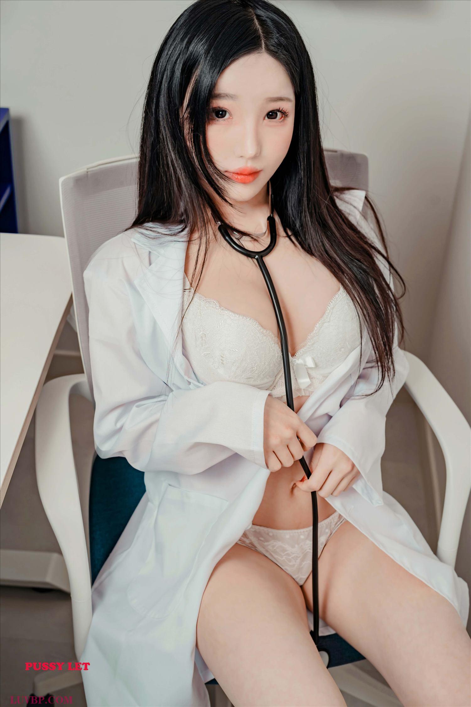 P (2)