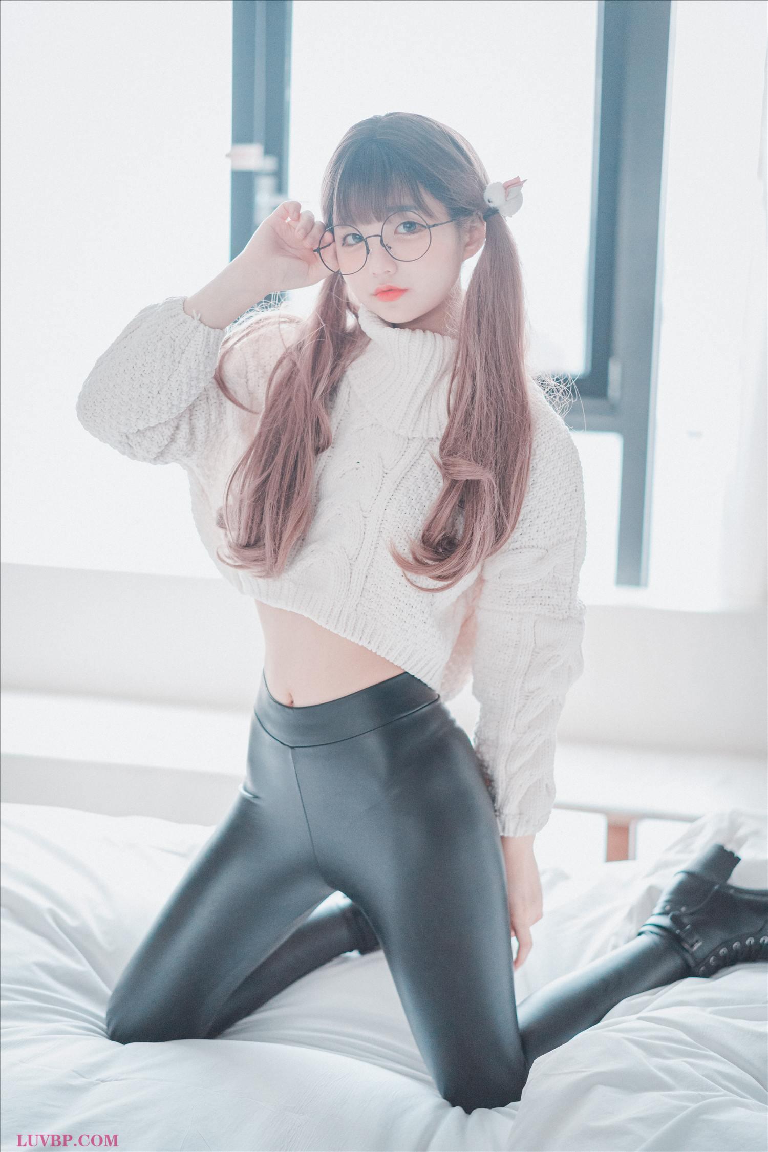 1 (38)