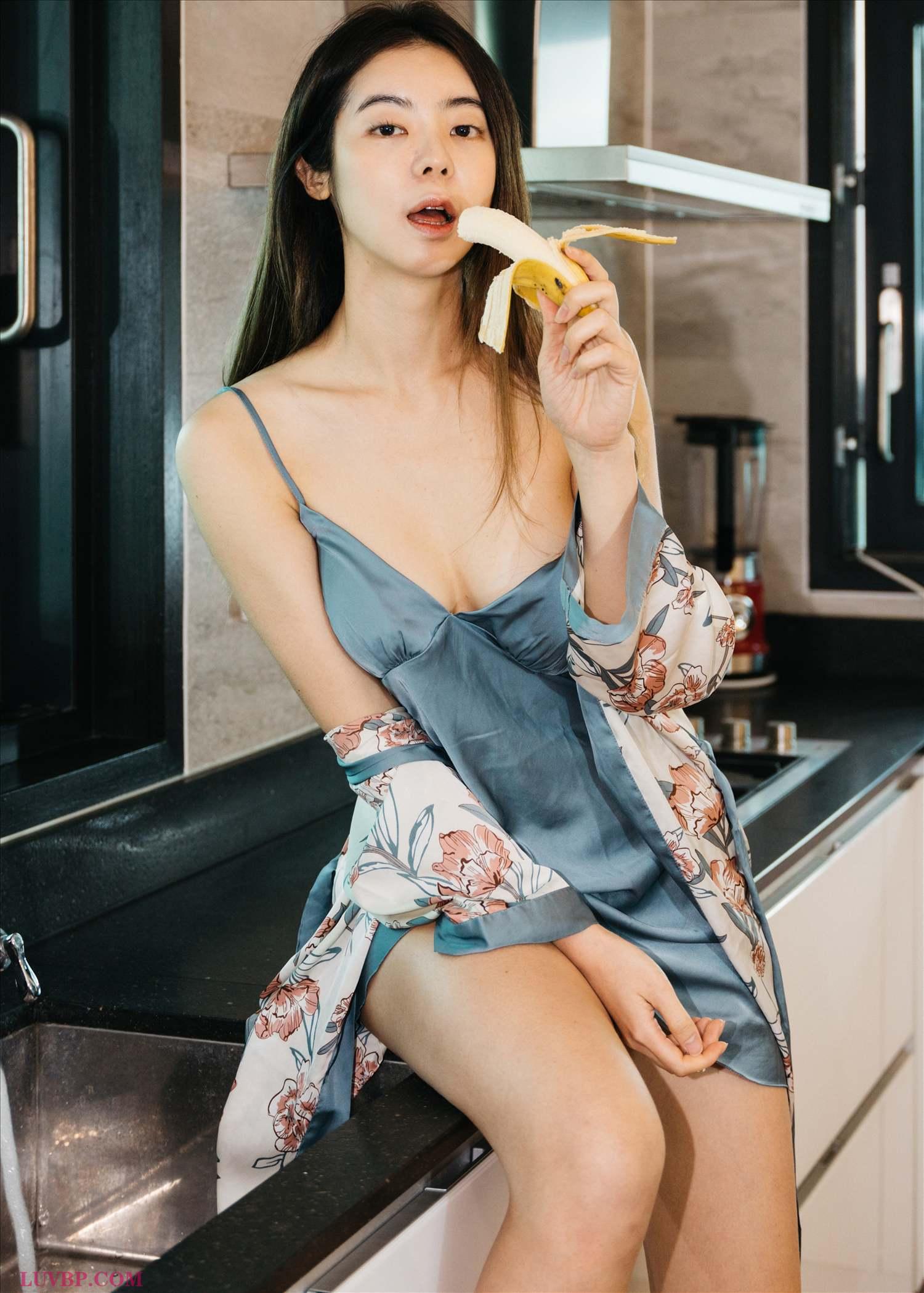 서리나 (143)