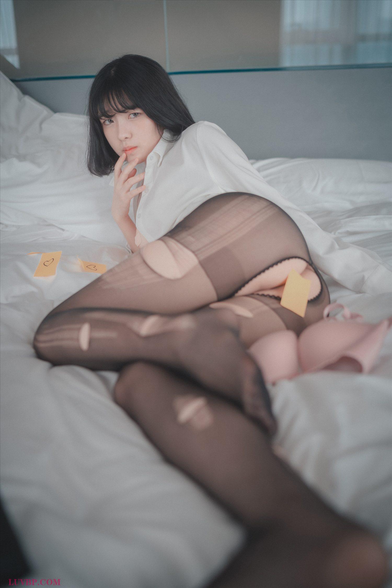 089