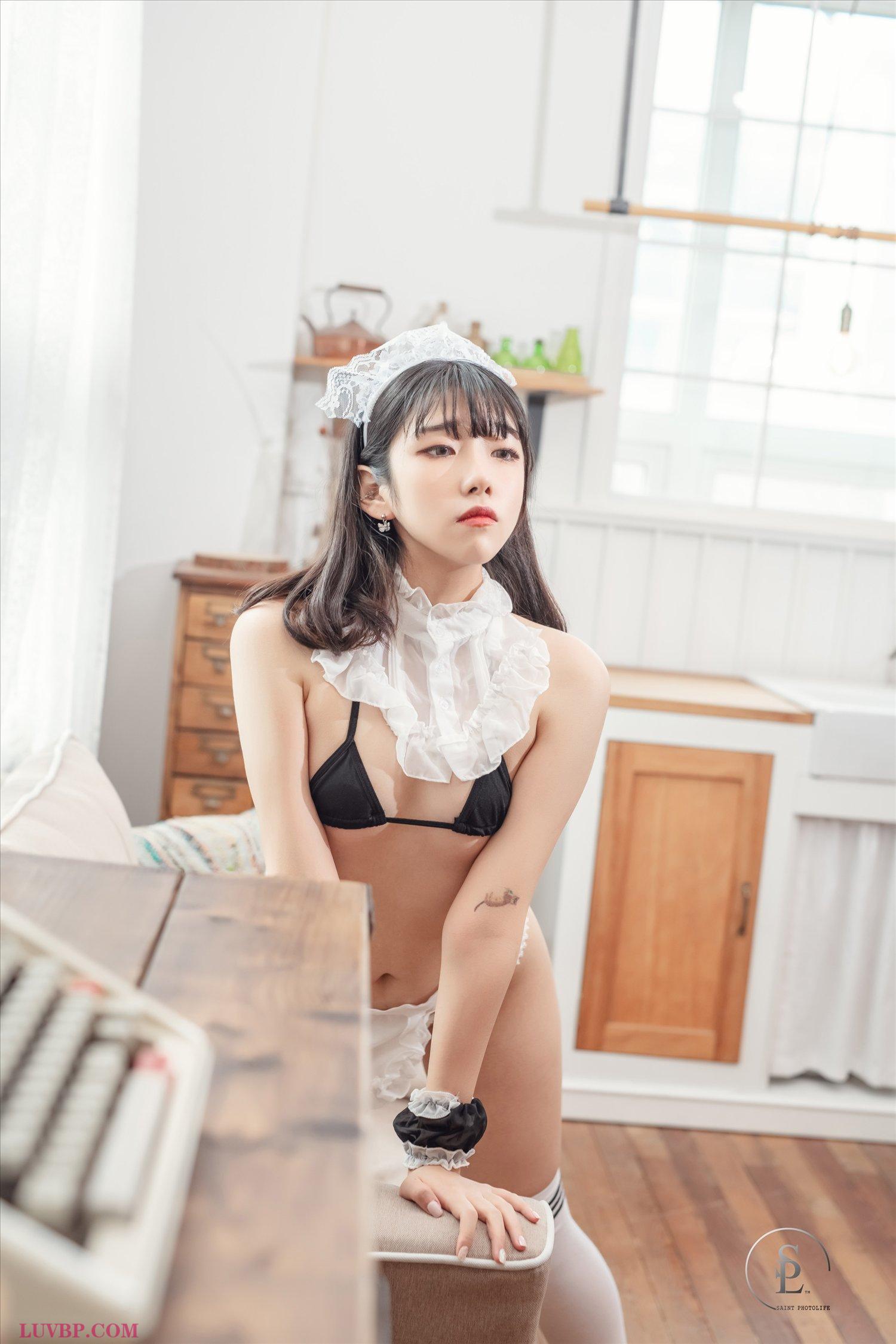 025