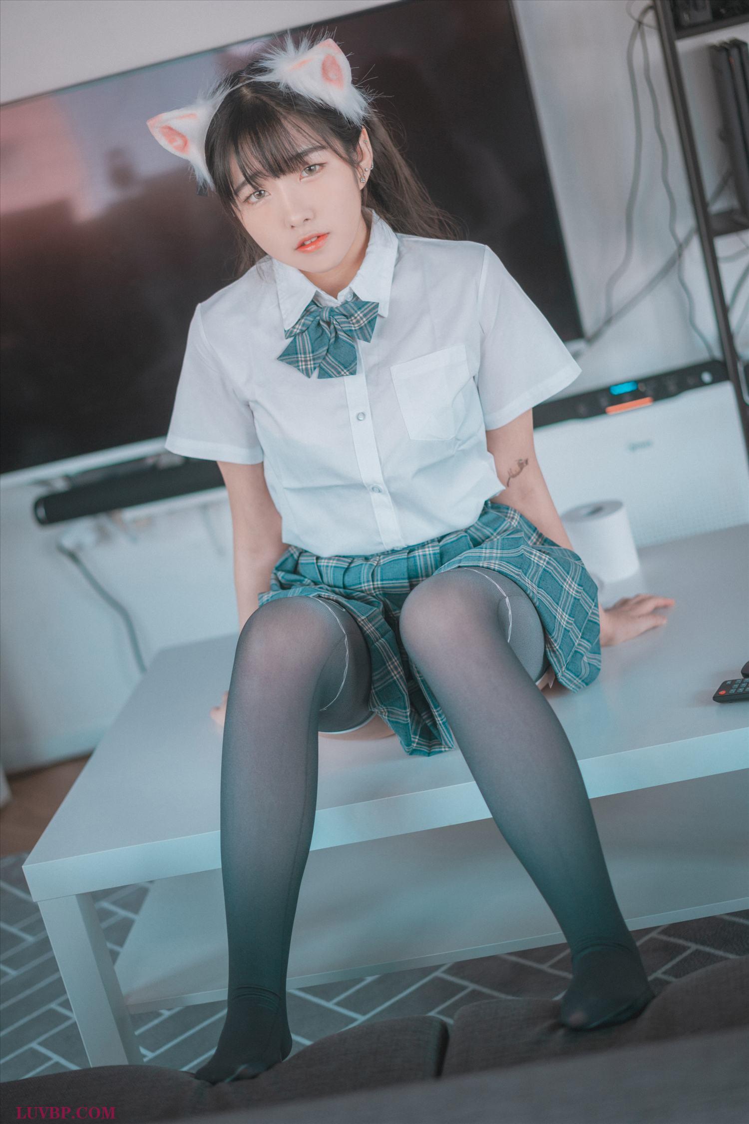 003