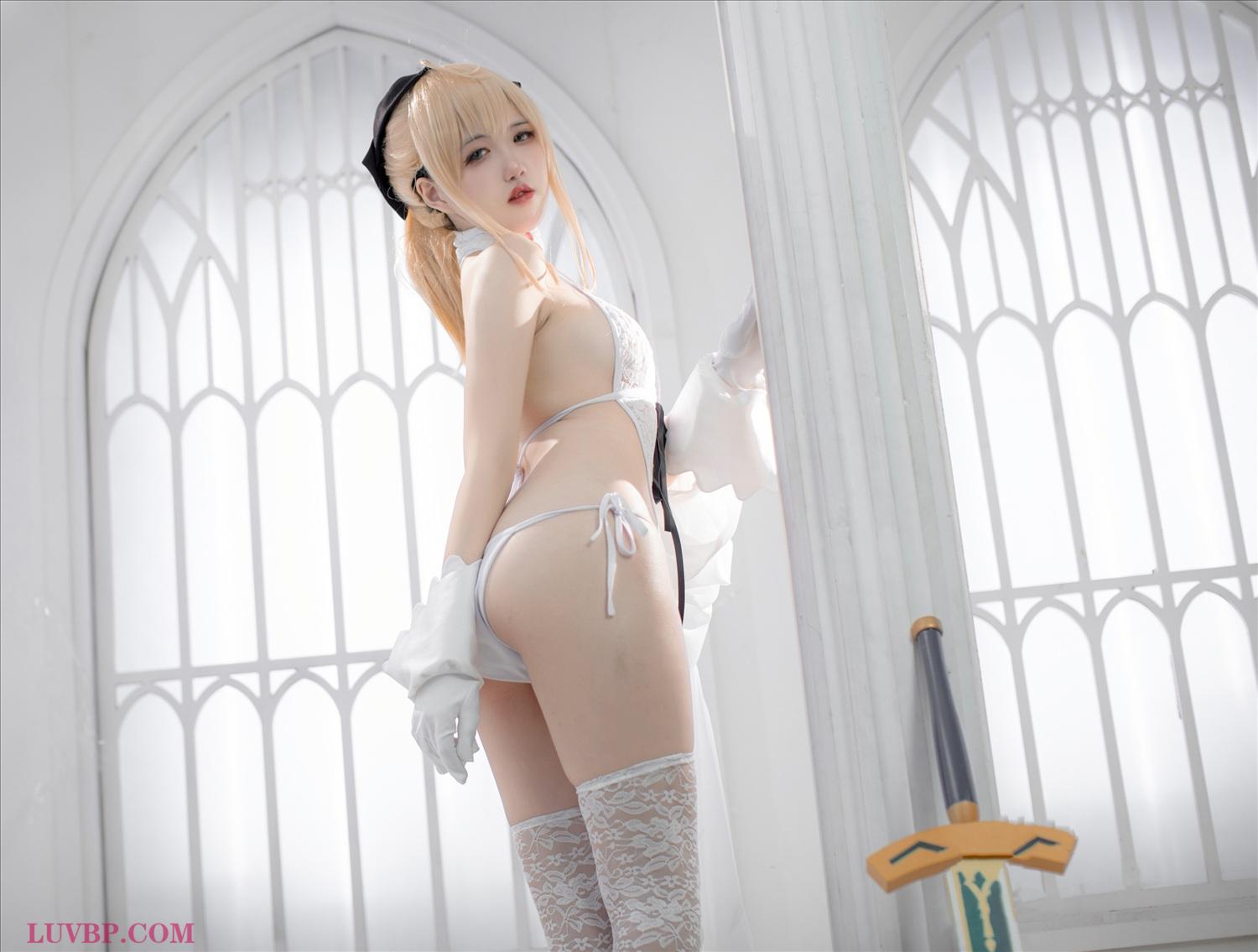 011