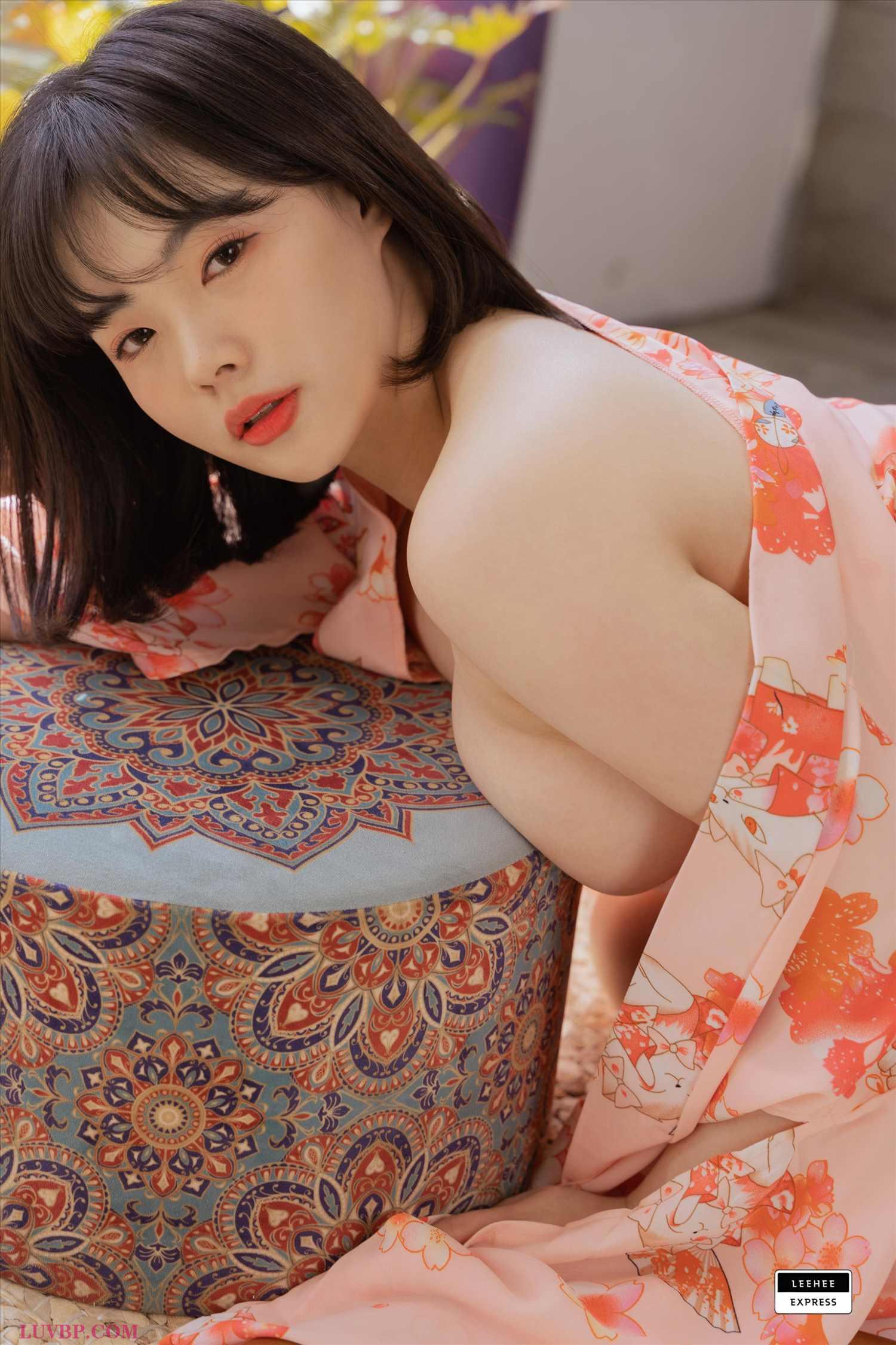041