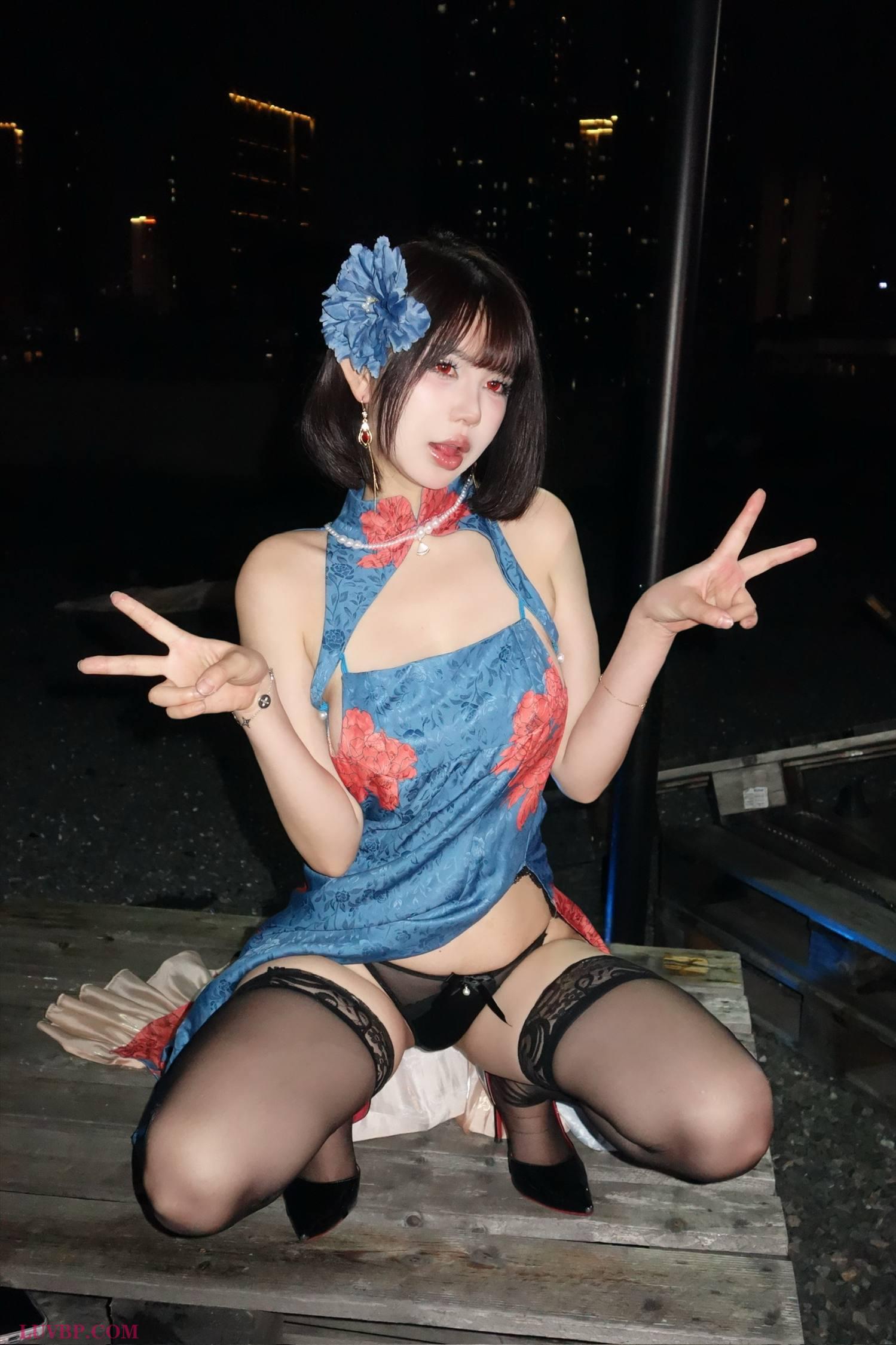 1 (38)