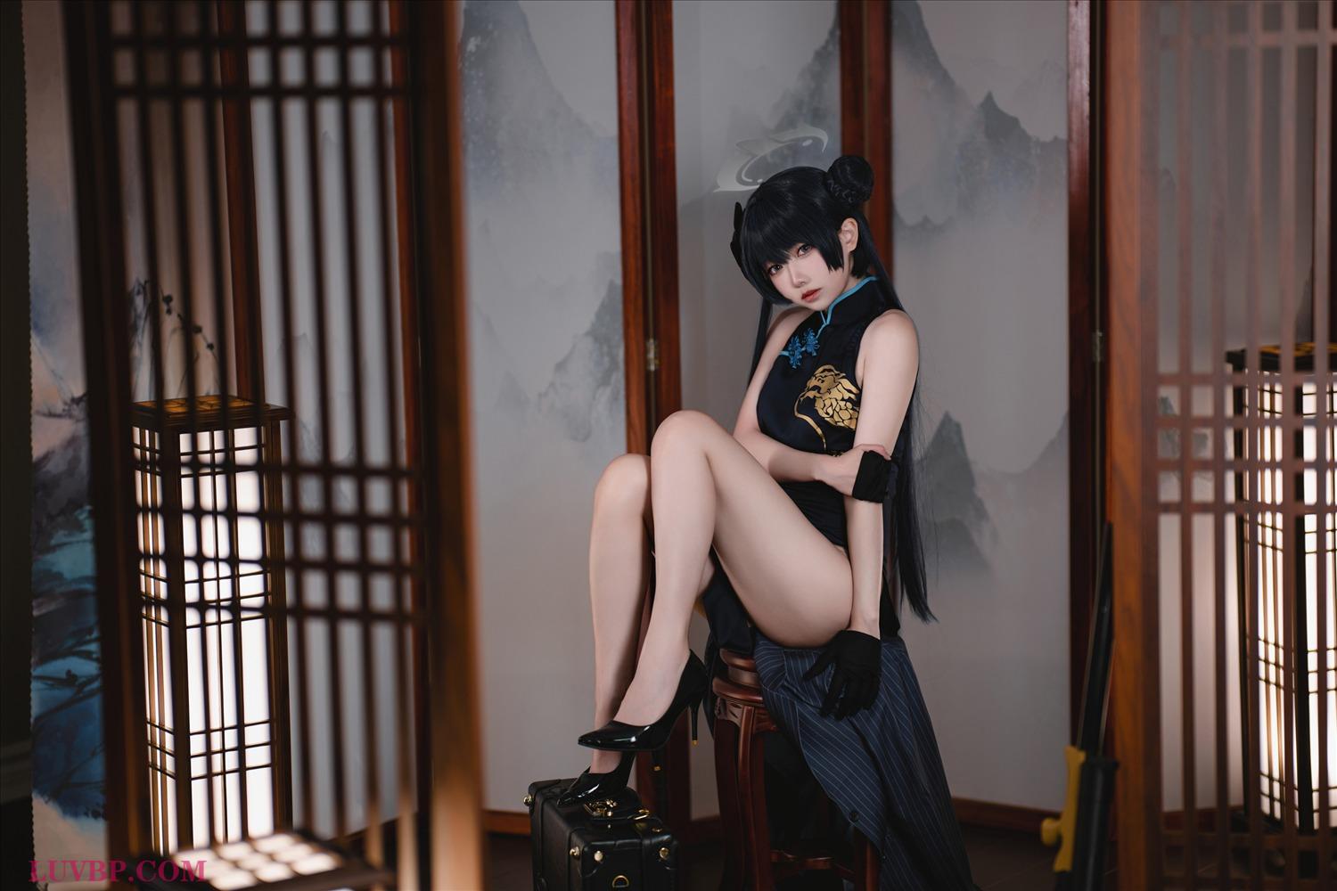 002