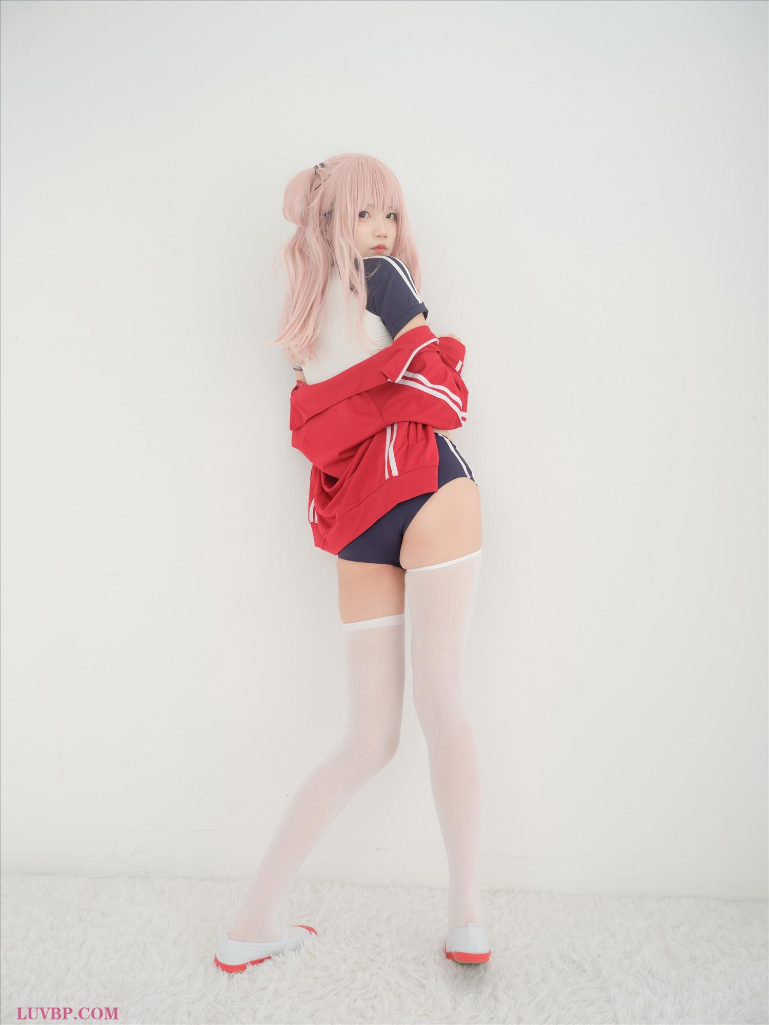 022