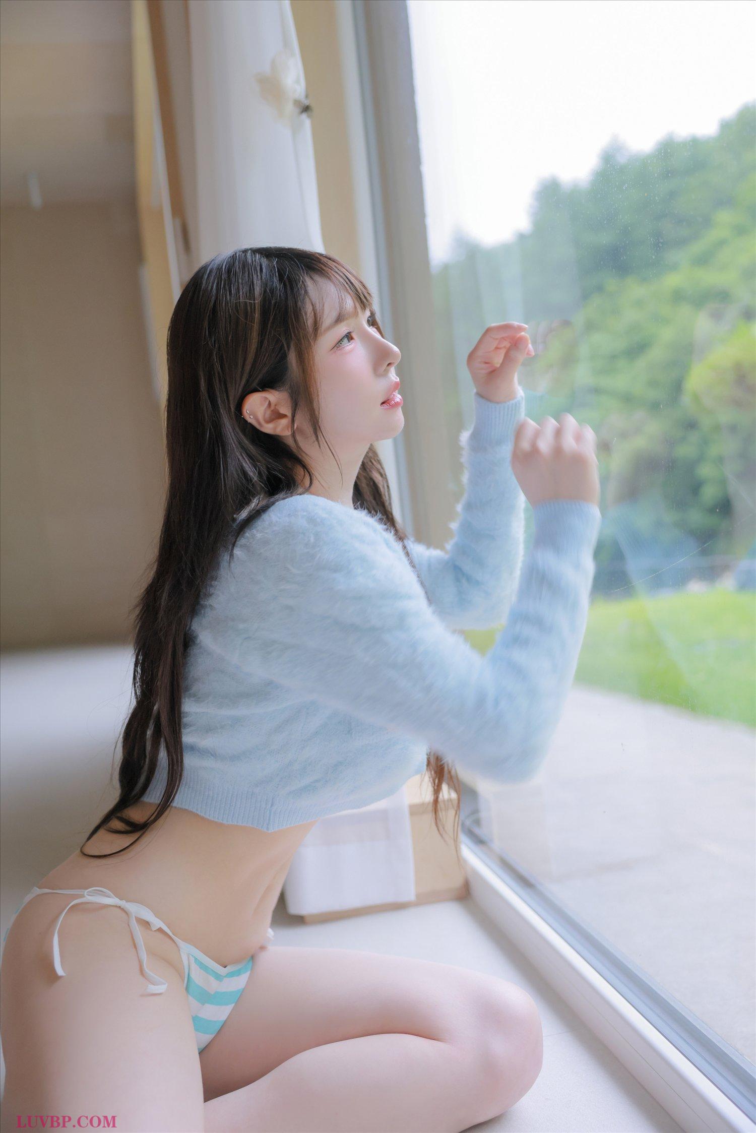 023