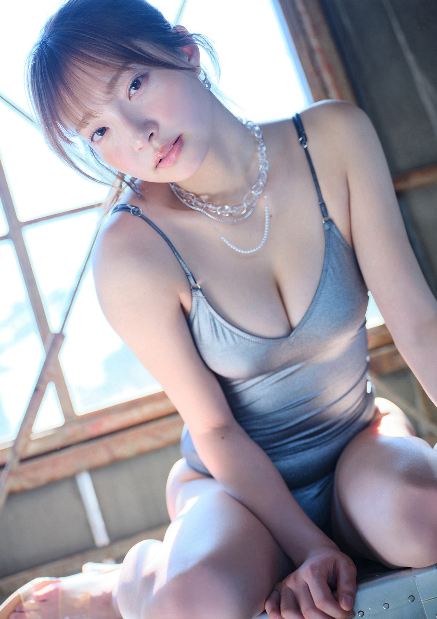 032