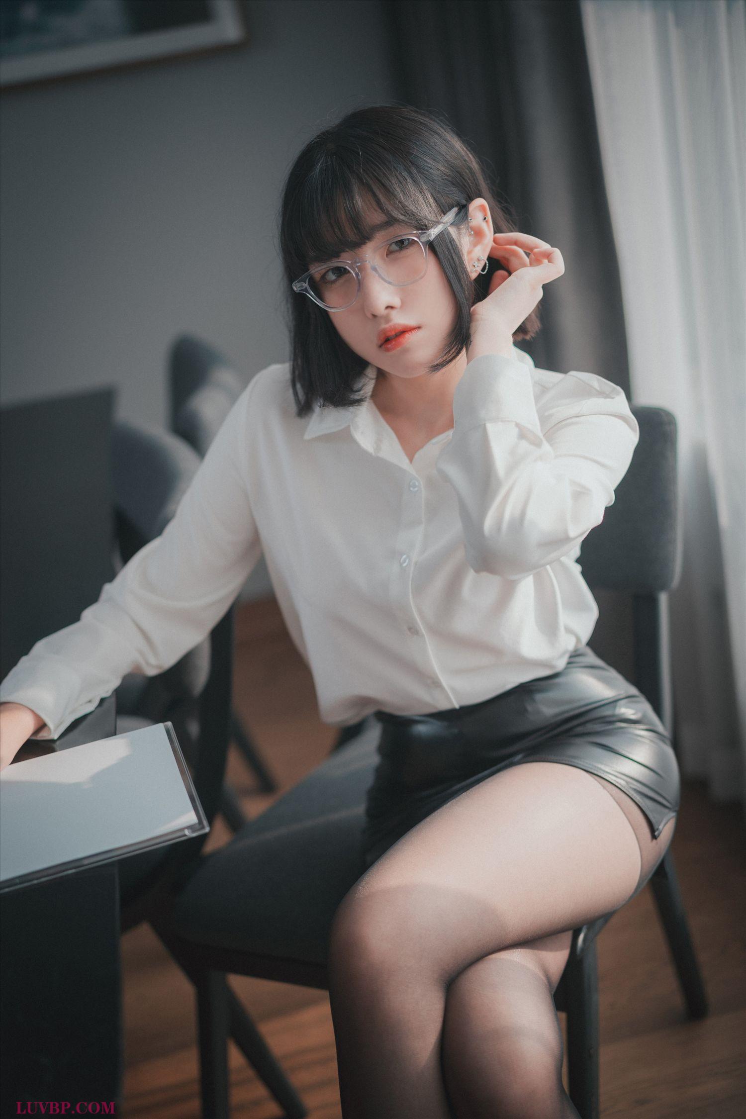 005
