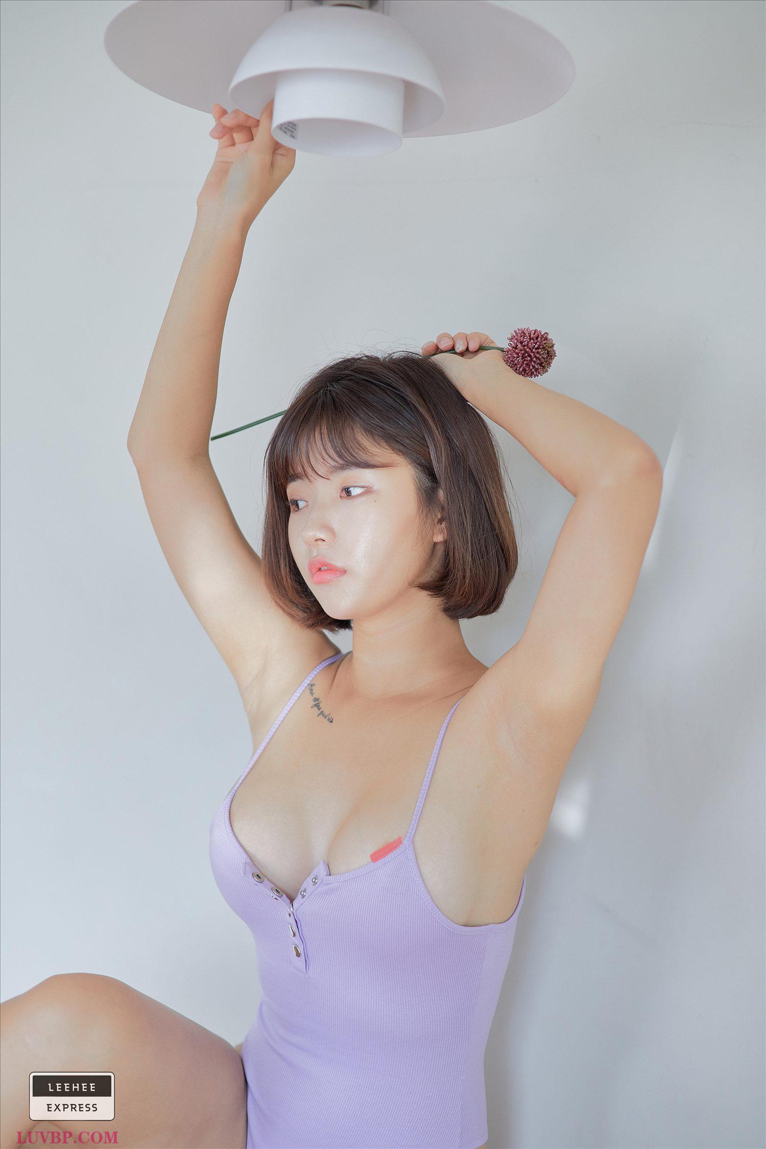 (42)